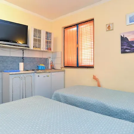 Apartment Fuer 2 Personen Ca 15 Qm In Sijana, Istrien Istrische Riviera Pula